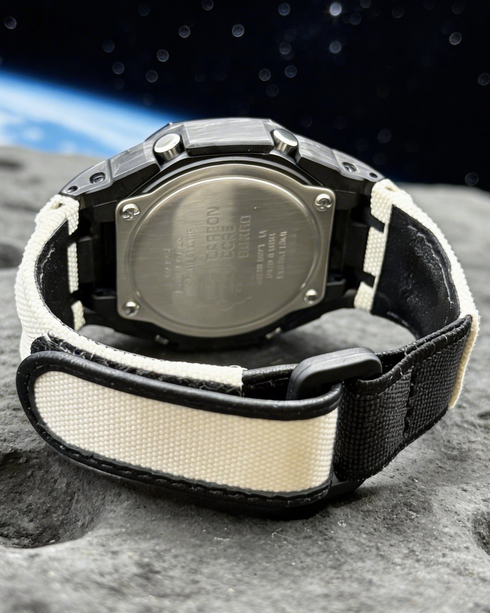 G-SHOCK - White Carbon