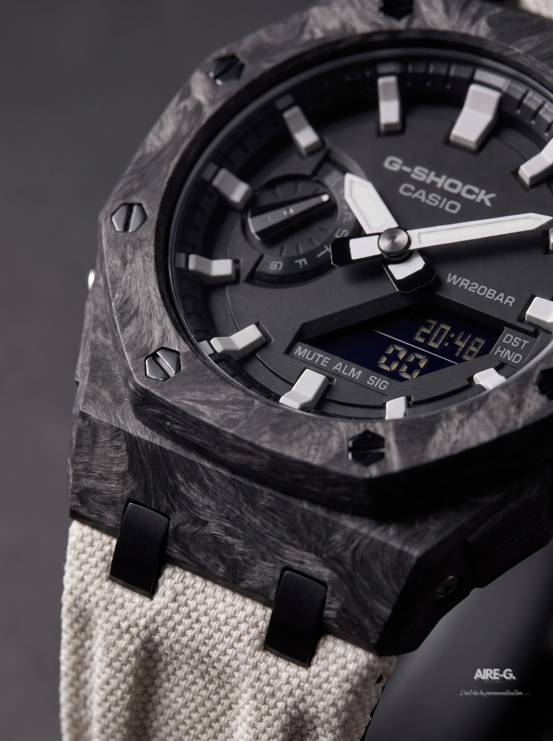 G-SHOCK - White Carbon
